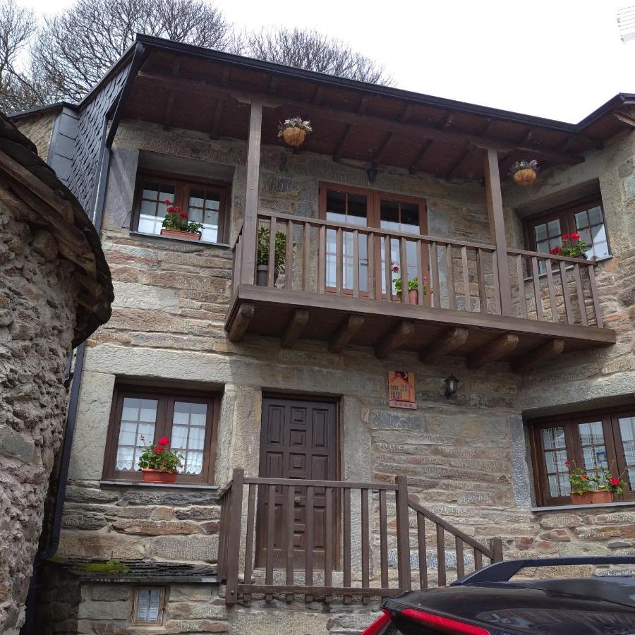 Casa Rural Leonor San Ciprian  Exterior photo